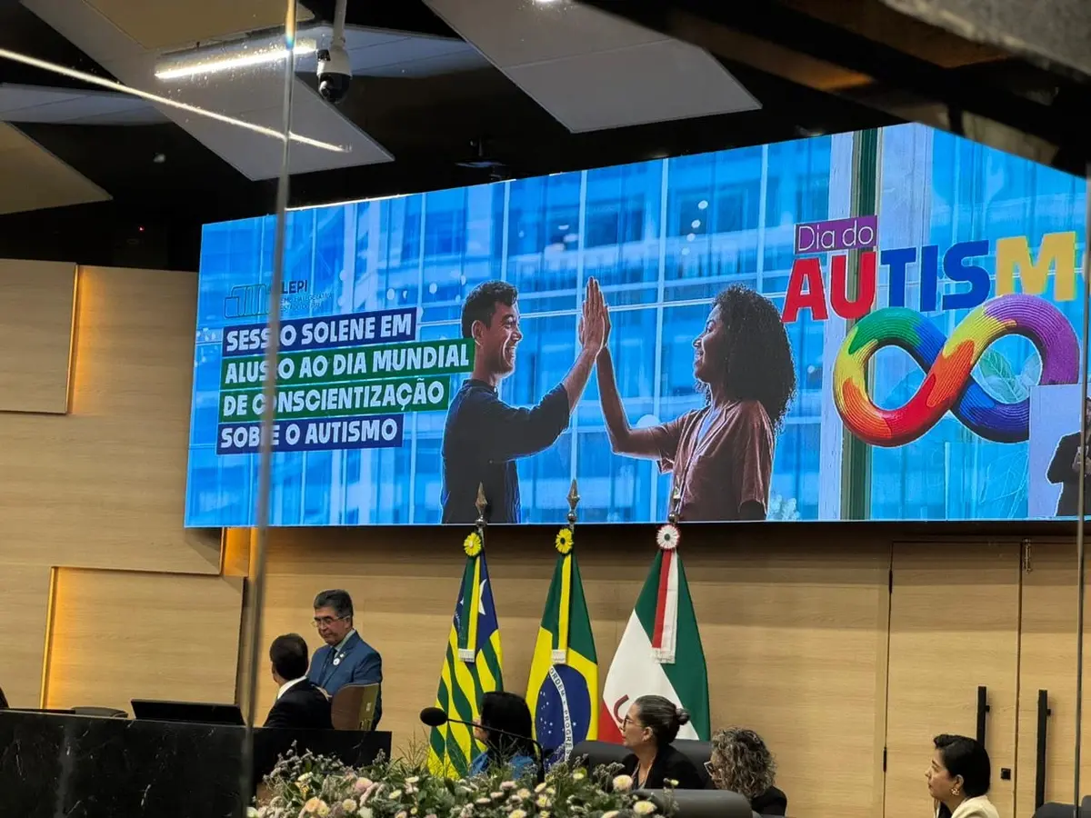 Autismo entra em pauta na Alepi e sessão solene vira palco de cobranças  no Piauí