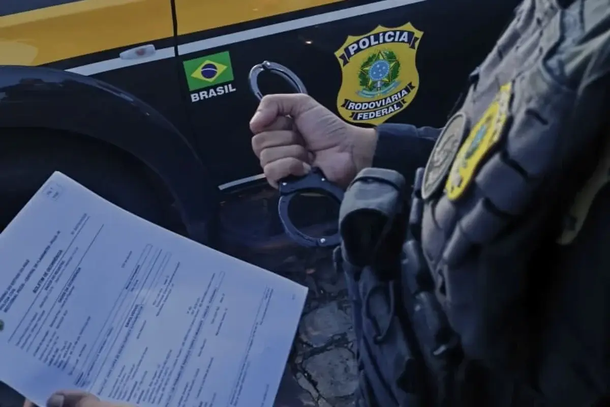 Foragido da justiça preso br-316 em Picos durante fiscalização