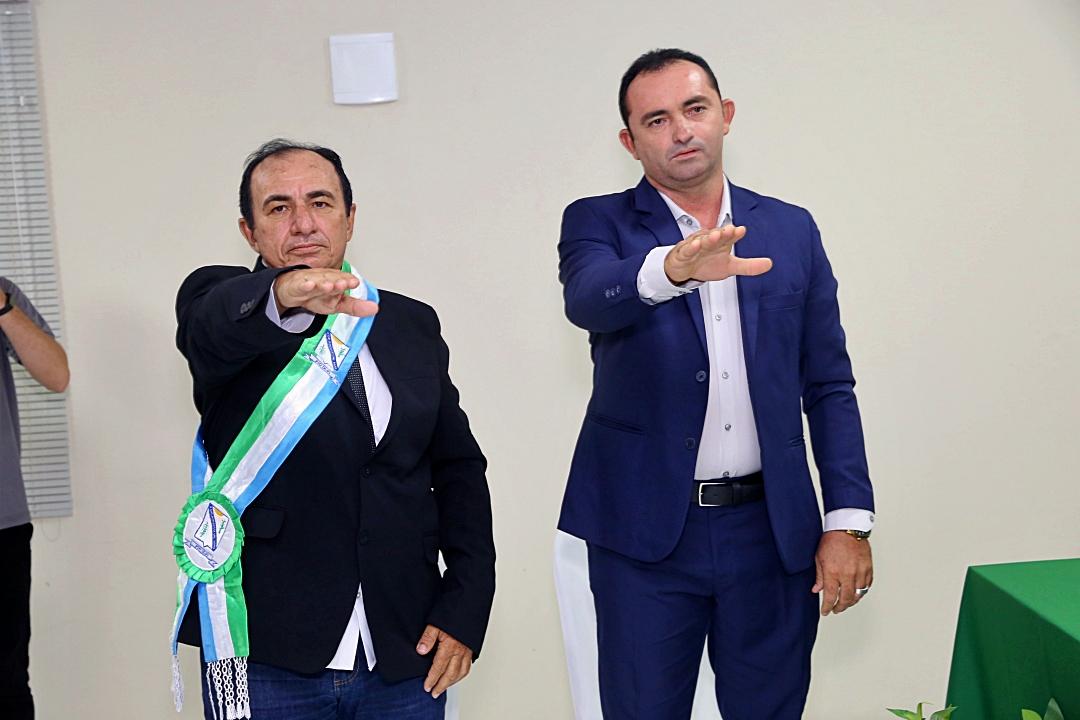 QUEDA NO PODER PROVOCA VIRADA NA PREFEITURA E COLOCA VICE NO COMANDO DE PIO IX