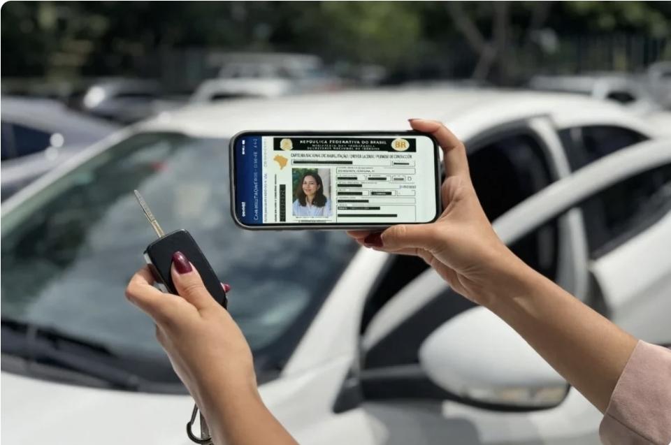 CNH poderá ter renovação automática para motoristas sem multas; proposta avança no Congresso