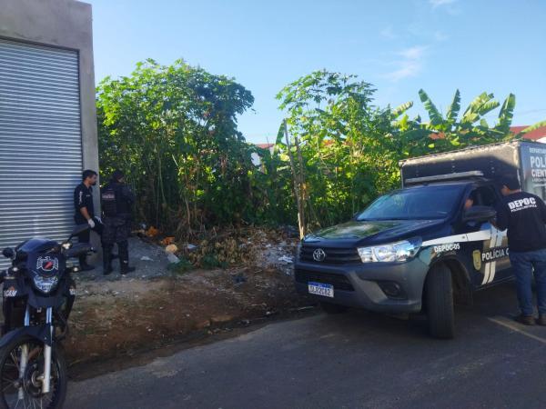 Homem é encontrado morto com sinais de violência em bairro de Floriano
