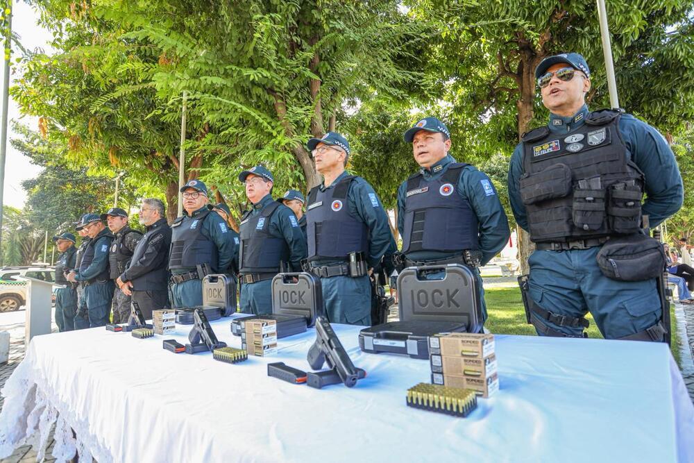 SSP-PI entrega 160 pistolas Glock para reforçar atuação da PM em Valença e região