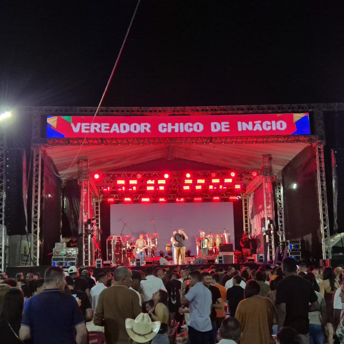 Festejos de Floresta do Piauí 2026 encerram com grande público e show marcante de Tiago Freitas