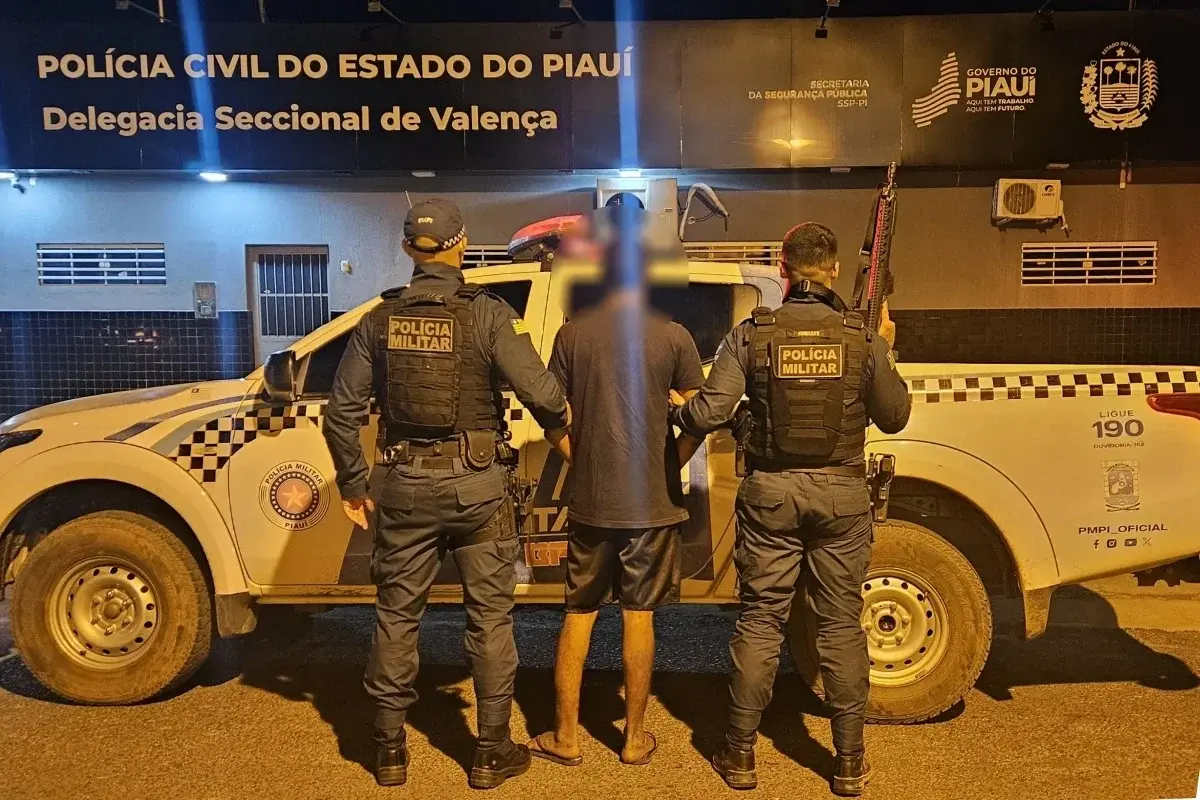 Polícia Militar apreende cocaína avaliada em R$ 50 mil e prende suspeito de tráfico durante operação na BR-316