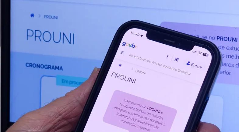 INSCRIÇÕES DO PROUNI 2026 TERMINAM NESTA SEXTA-FEIRA; MAIS DE 471 MIL BOLSAS ESTÃO DISPONÍVEIS
