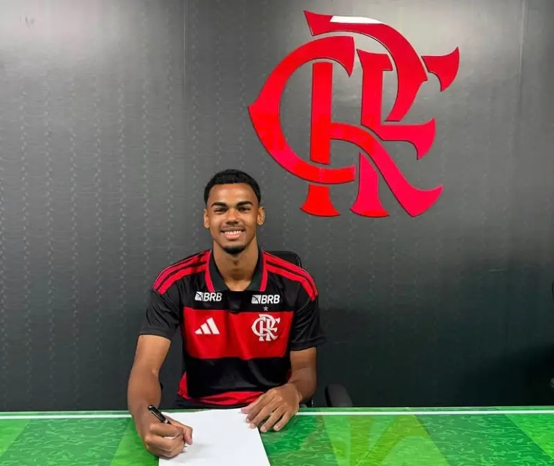 Jovem promessa do Piauí se destaca no Flamengo e atrai interesse de grandes marcas esportivas