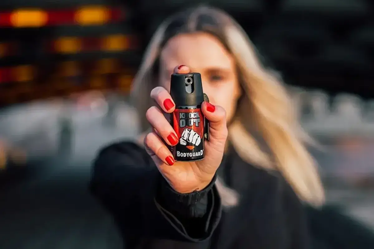 Senado aprova projeto que libera spray de defesa pessoal para mulheres; texto segue para sanção