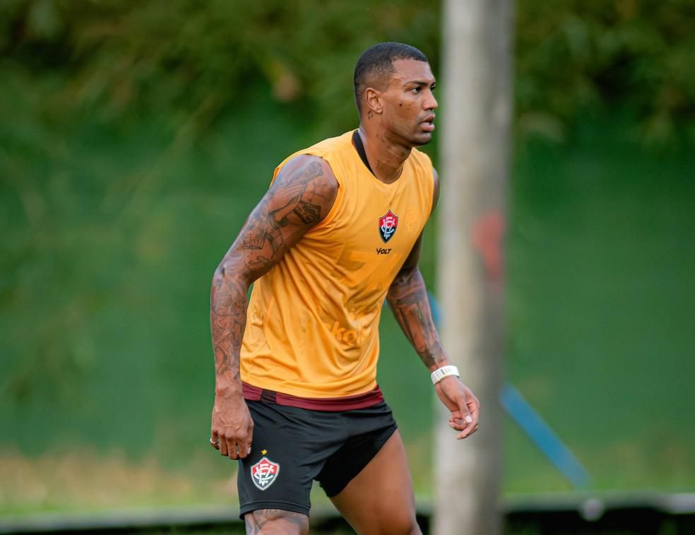 Vitória encerra preparação e ganha reforços para duelo contra o Vasco pela Série A