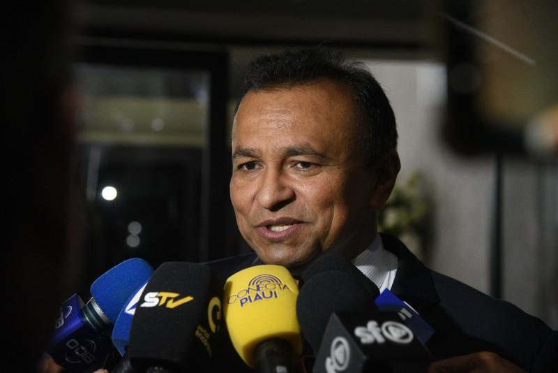 Fábio Abreu defende reforma penal e promete ampliar investimentos em saúde no Piauí