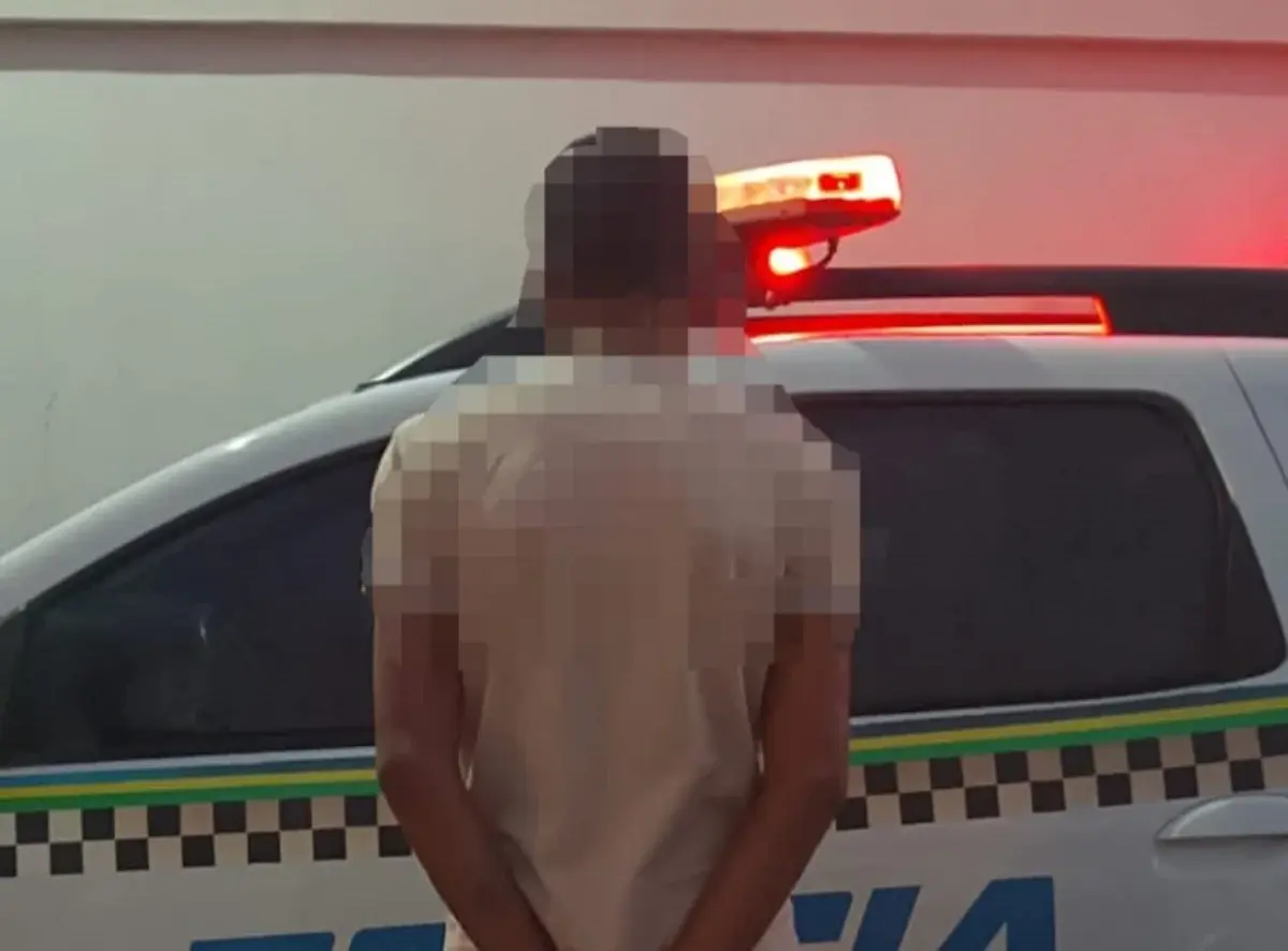 Homem é preso após agredir companheira grávida e tomar celular em Pio IX