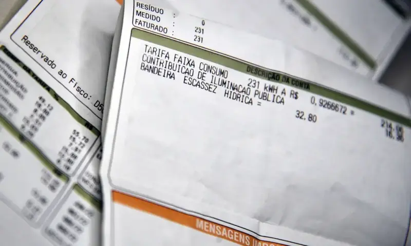 Luz do Povo: 26 mil famílias de Teresina precisam atualizar cadastro para não perder benefício