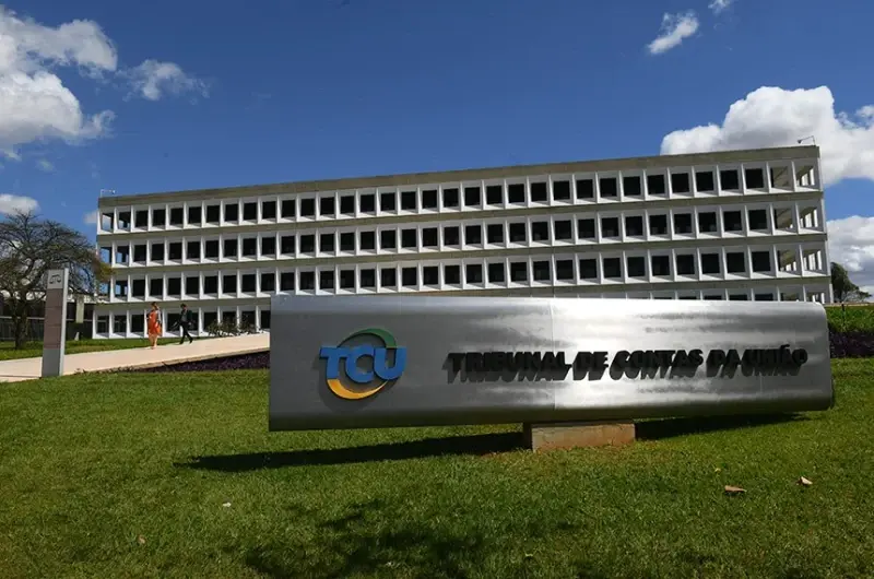 Neuma Café afirma que decisão da Justiça suspende efeitos de acórdão do TCU e afasta impedimento eleitoral