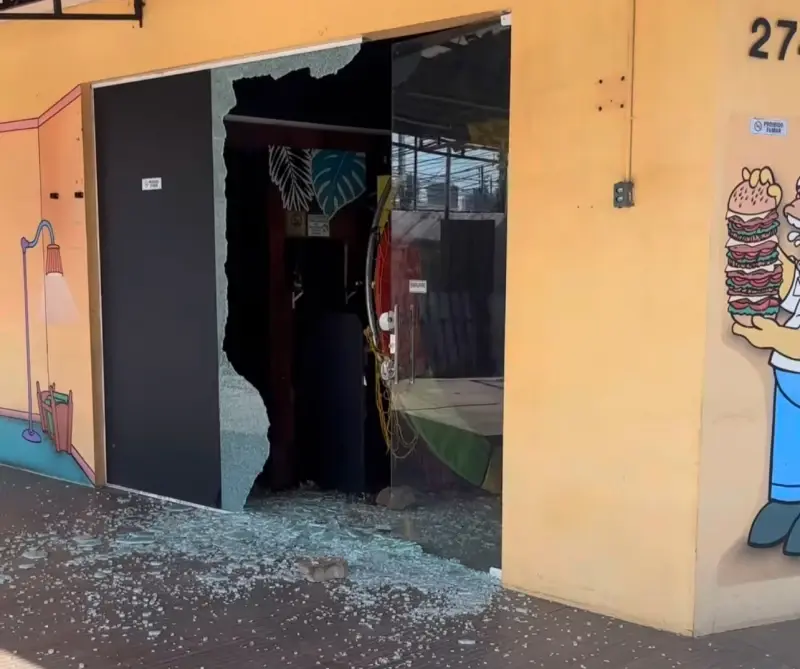 “A gente não aguenta mais”, diz dono de hamburgueria arrombada pela 4ª vez em Teresina