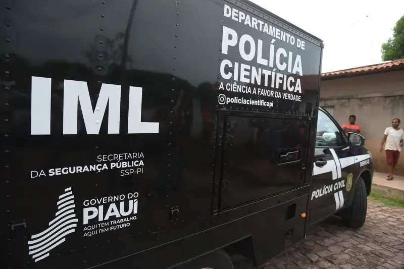 Adolescente de 16 anos morre em colisão frontal entre carro e moto em Altos