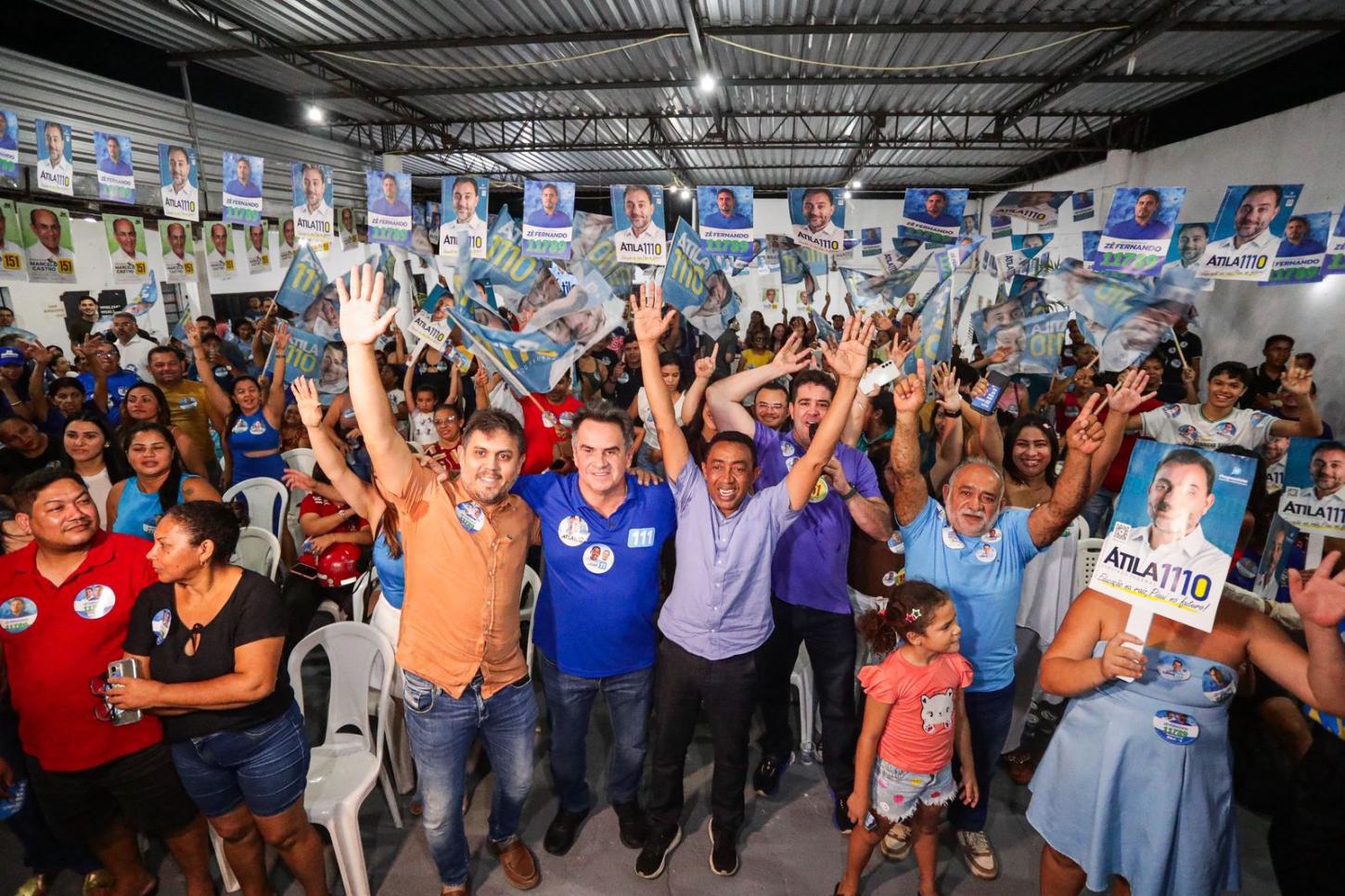 Ciro é recebido por multidão na zona Sudeste de Teresina e destaca obras no Dirceu