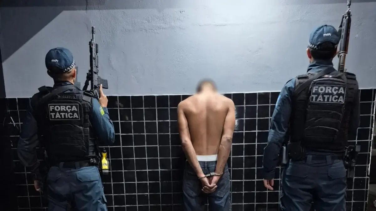 Força Tática apreende drogas e munições durante operação em Fronteiras