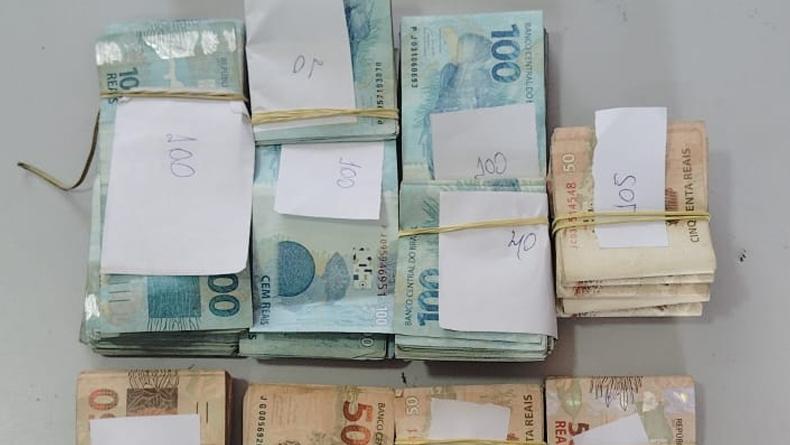 Motociclista suspeito de crime eleitoral é preso com R$ 57 mil em Teresina