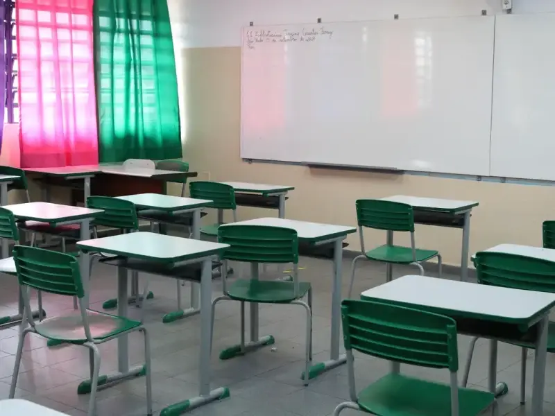 Pé-de-Meia Licenciaturas: futuro professores podem receber bolsa de R$ 1.050
