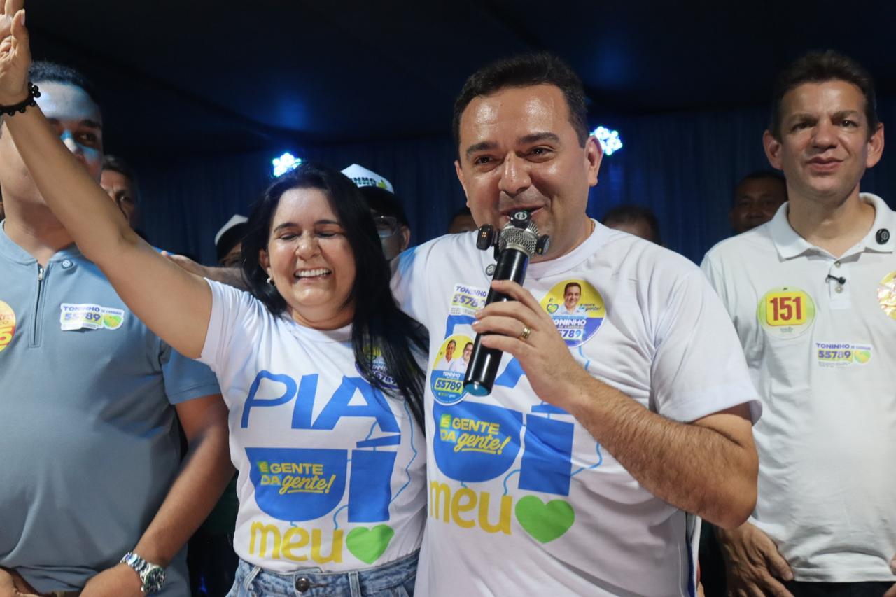 Carreata, adesivaço e ato político reúnem apoiadores em Jaicós