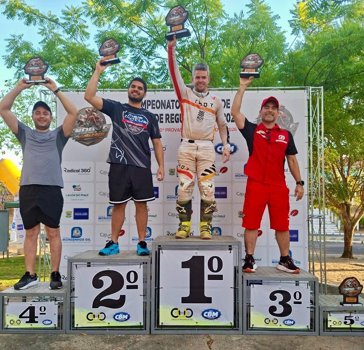 3º Enduro da Amizade reúne pilotos e consagra campeões após 182 km de percurso