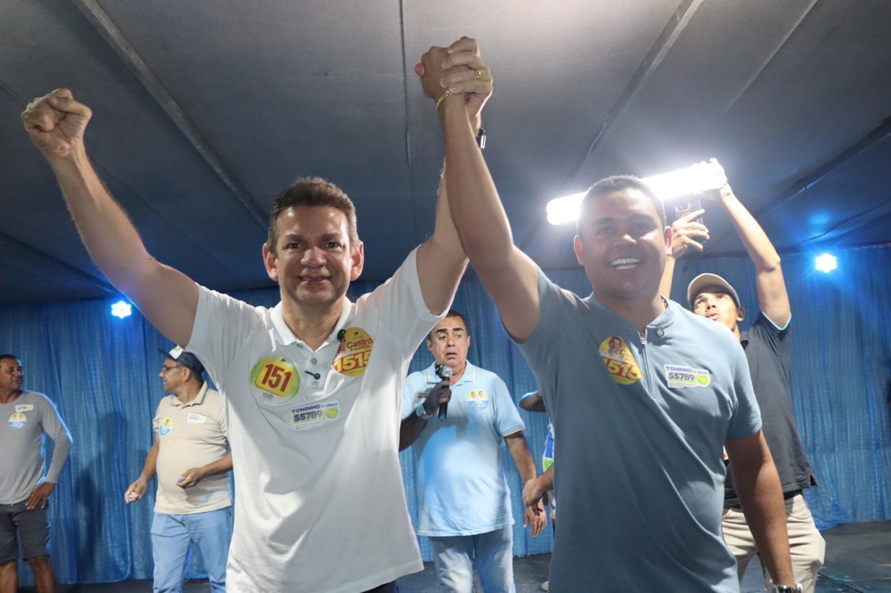 Carreata, adesivaço e ato político reúnem apoiadores em Jaicós