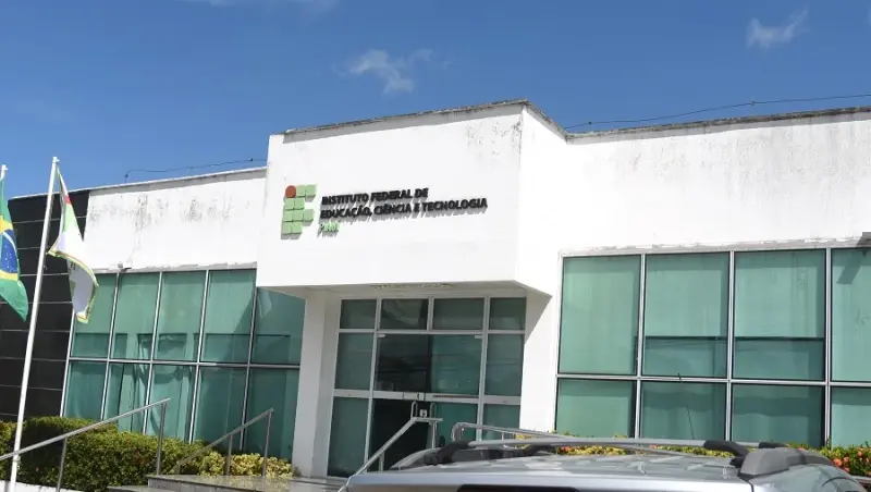 Professores do IFPI farão manifestação em frente à reitoria em protesto contra retirada de vagas em 19 cursos