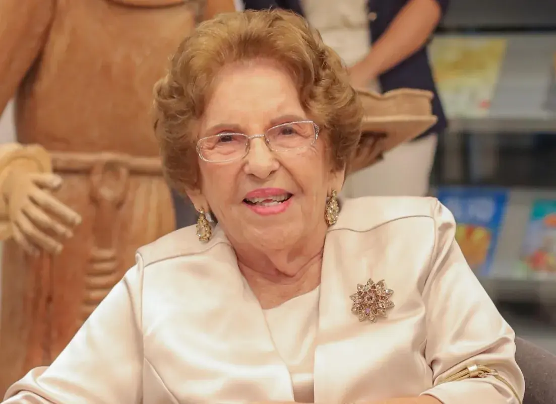 Morre Anatália Sampaio, mãe do vice-governador e tabeliã mais antiga do Piauí