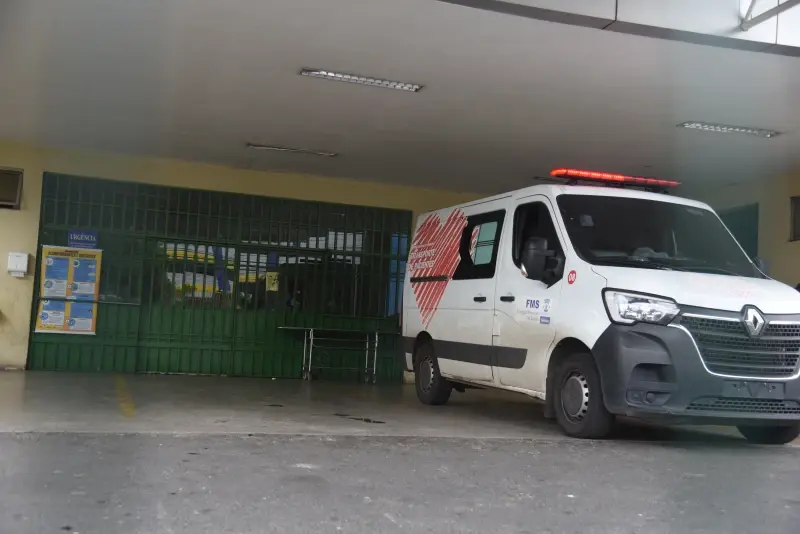 Suspeito mandava mensagens ameaçando policial mesmo estando internado no HUT; entenda