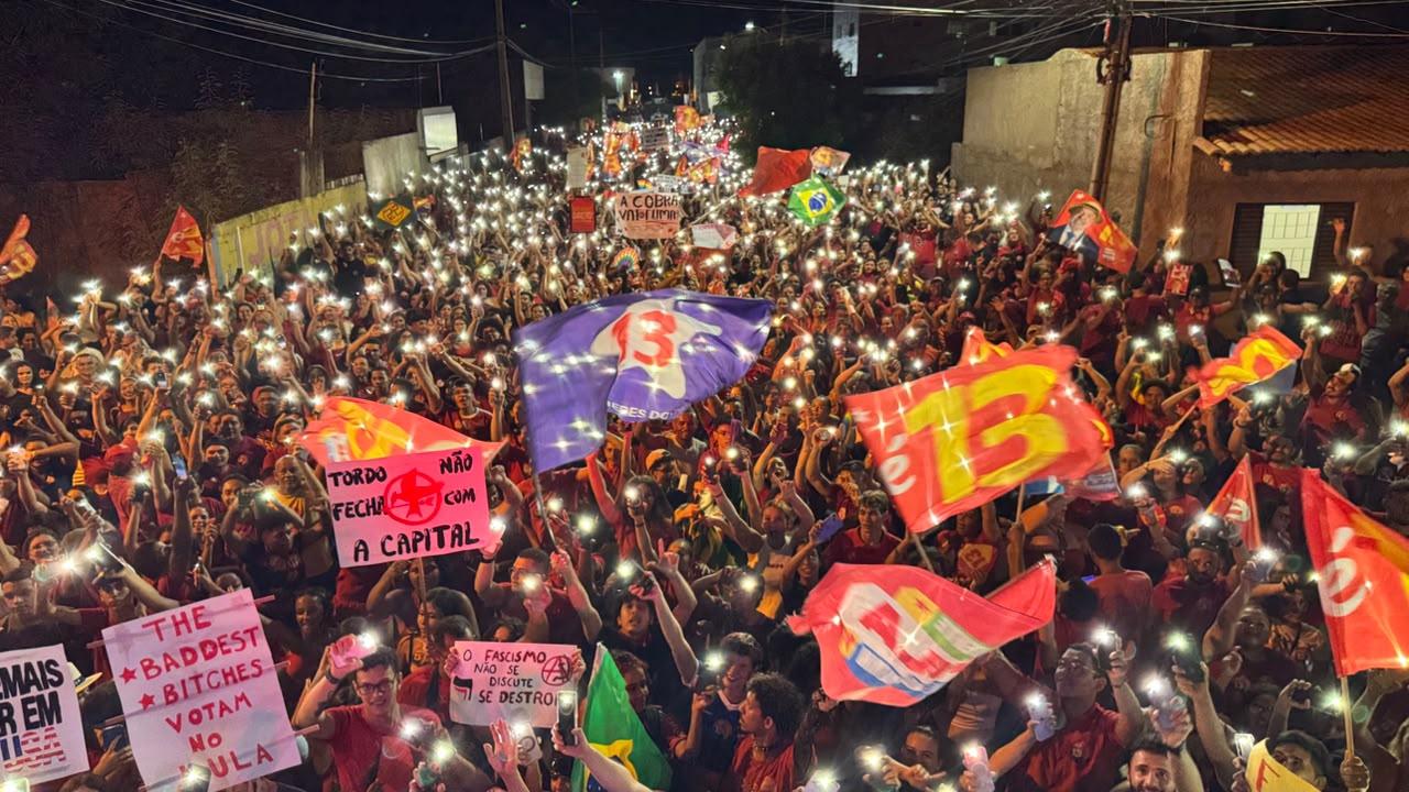 Grande caminhada em apoio a Lula reúne lideranças políticas e movimenta ruas de Picos