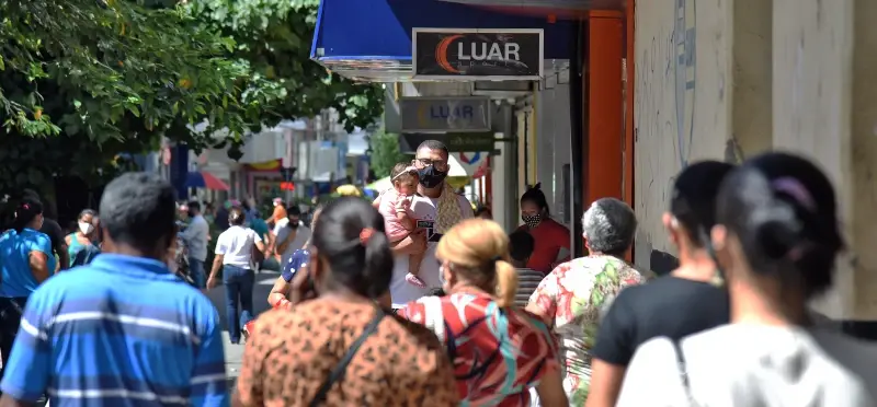 A doze dias do segundo turno, governo Lula anuncia pacote para microempreendedores que inclui perdão de dívidas.