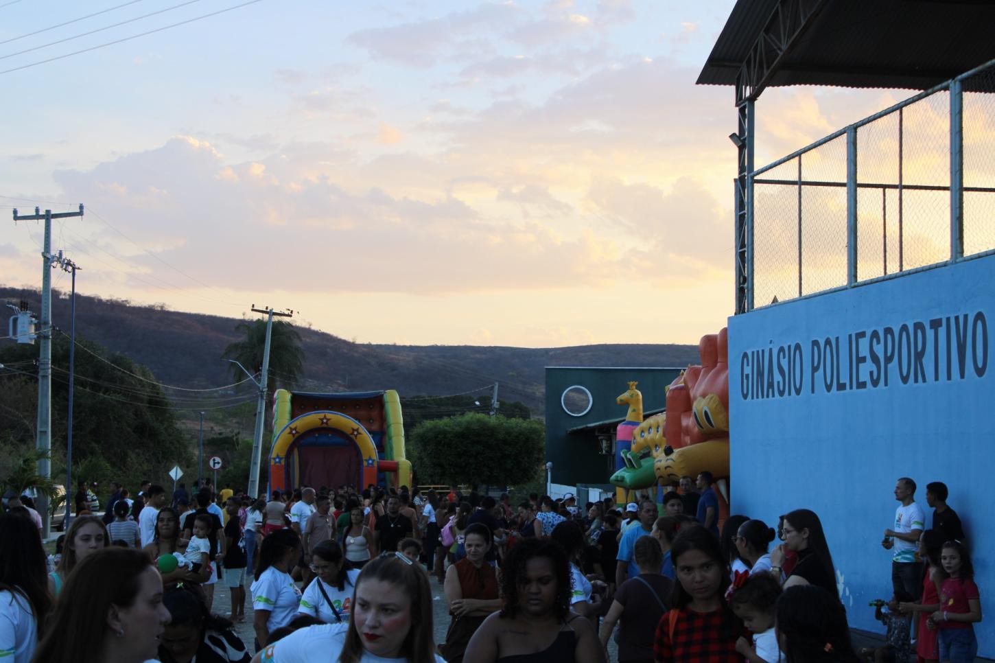 Santana Encantada: Prefeitura promove grande festa do Dia das Crianças na gestão do prefeito Adonaldo Cassiano