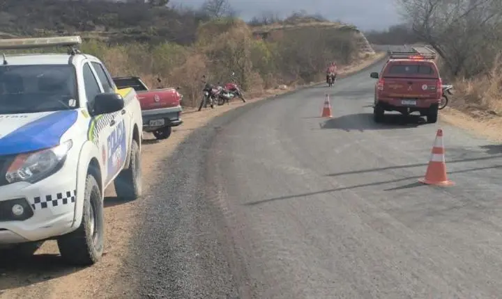 Acidente com caminhão deixa um morto em rodovia de Monsenhor Hipólito