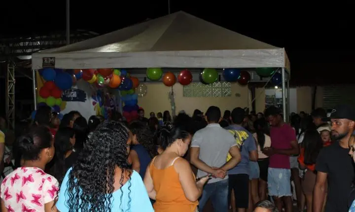 Aroeiras do Itaim realiza primeira edição do Dia da Alegria com centenas de crianças