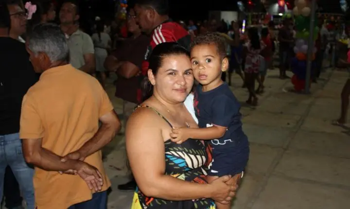 Aroeiras do Itaim realiza primeira edição do Dia da Alegria com centenas de crianças