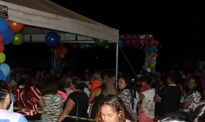 Aroeiras do Itaim realiza primeira edição do Dia da Alegria com centenas de crianças