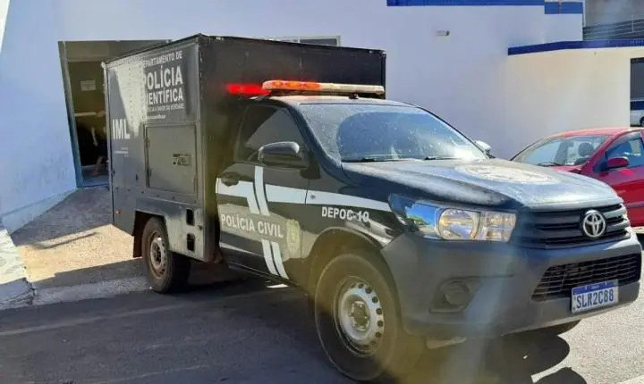 Colisão entre dois carros e moto deixa um morto e um ferido grave em Floriano