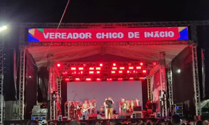 Festejos de Floresta do Piauí 2026 encerram com grande público e show marcante de Tiago Freitas