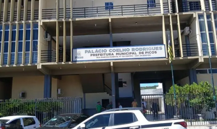 ⚡ Furto de cabos deixa Prefeitura de Picos sem energia; polícia investiga o caso