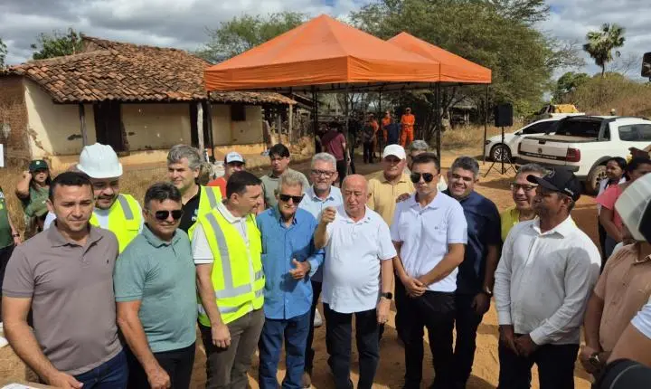 Governador Rafael Fonteles vistoria recuperação da PI-379 e reforça compromisso com investimentos na região de Picos