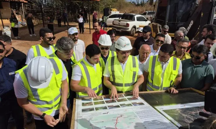 Governador Rafael Fonteles vistoria recuperação da PI-379 e reforça compromisso com investimentos na região de Picos