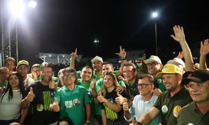 Grande carreata reúne lideranças políticas e apoiadores em Jacobina do Piauí