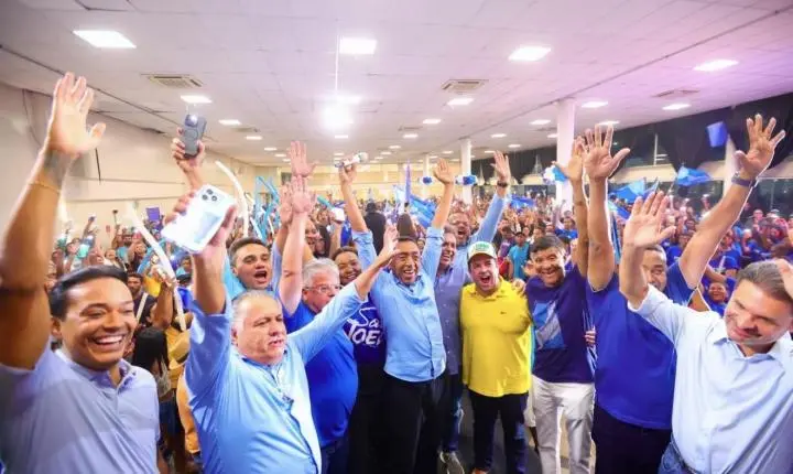 Joel Rodrigues reúne multidão em Floriano e reforça pré-candidatura ao Governo do Piauí
