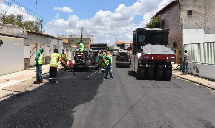 Moradores do Bairro Junco celebram obras de asfaltamento viabilizadas pela Prefeitura de Picos