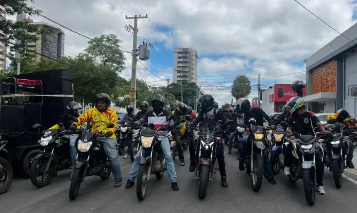 MOTORISTAS DE APLICATIVO PROTESTAM CONTRA PROJETO E ALERTAM PARA QUEDA NA RENDA EM TERESIN