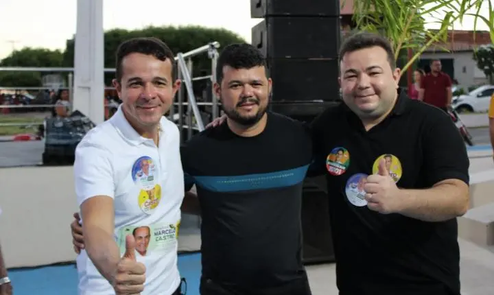 Naerton Moura reúne multidão em adesivaço com Severo Eulálio e Castro Neto em Sussuapara