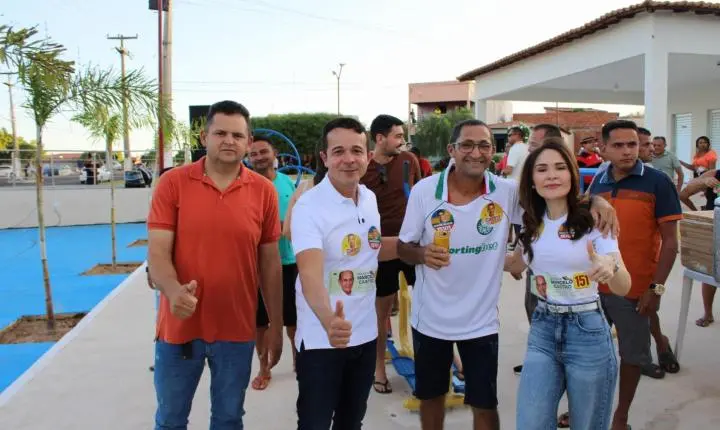 Naerton Moura reúne multidão em adesivaço com Severo Eulálio e Castro Neto em Sussuapara