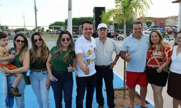 Naerton Moura reúne multidão em adesivaço com Severo Eulálio e Castro Neto em Sussuapara