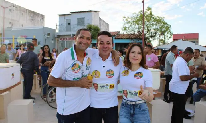 Naerton Moura reúne multidão em adesivaço com Severo Eulálio e Castro Neto em Sussuapara