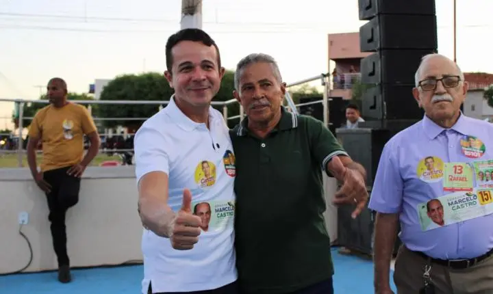 Naerton Moura reúne multidão em adesivaço com Severo Eulálio e Castro Neto em Sussuapara