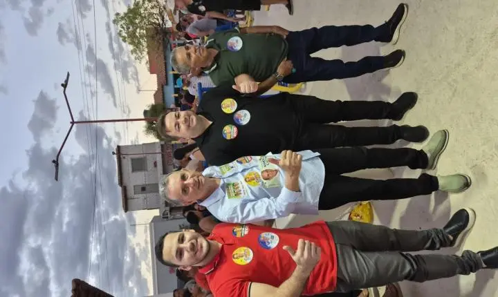 Naerton Moura reúne multidão em adesivaço com Severo Eulálio e Castro Neto em Sussuapara